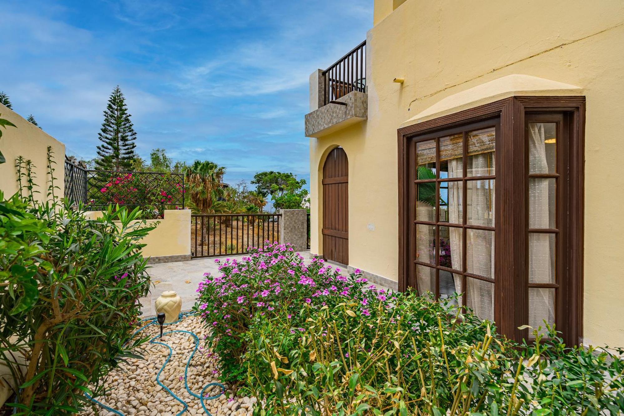 Villa Natali ,Luxury 3-Levels Large Villa On Tenerife, Ocean View, Private Poo L& Barbecue Area Costa Adeje  Exterior photo