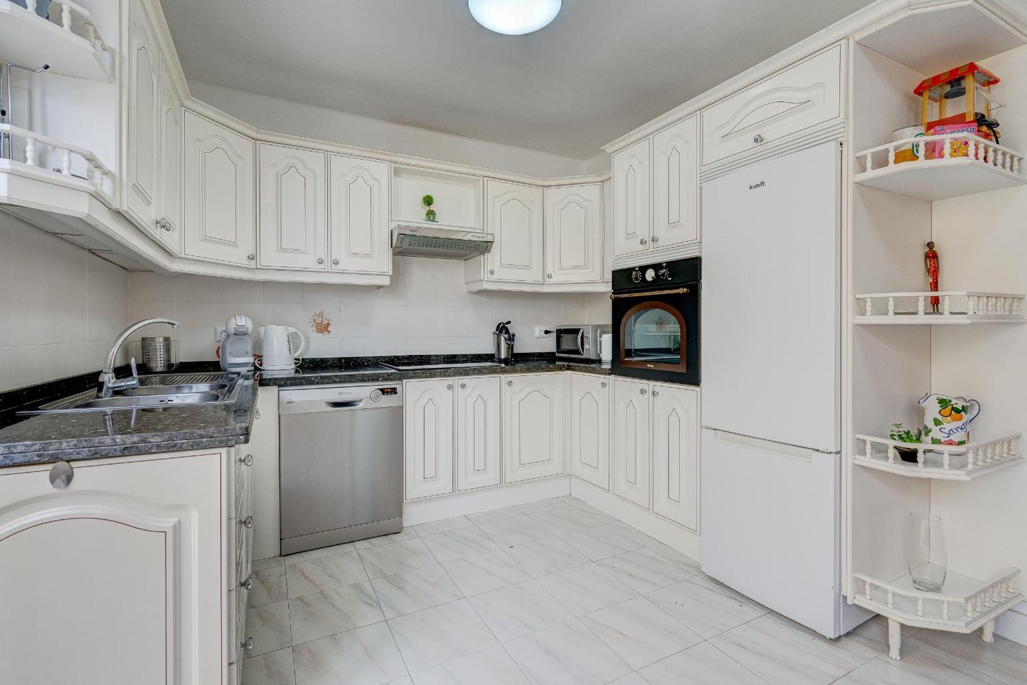 Villa Natali ,Luxury 3-Levels Large Villa On Tenerife, Ocean View, Private Poo L& Barbecue Area Costa Adeje  Exterior photo